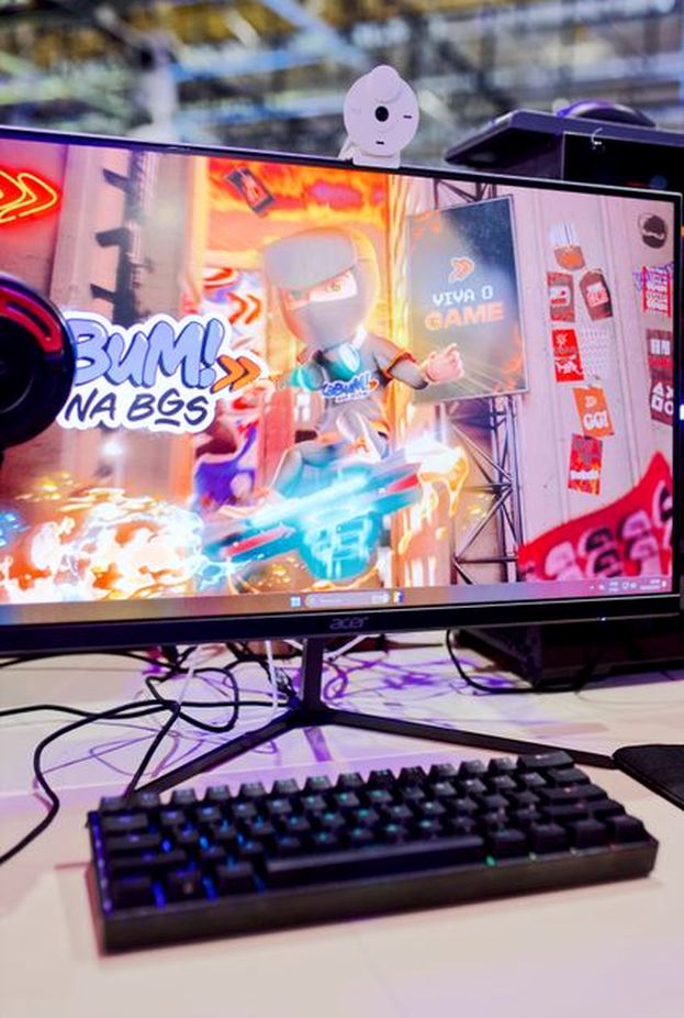 tứ sắc di động Debet